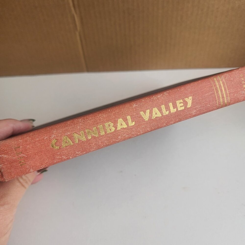 Russell T. Hitt - Cannibal Valley - Missionary True Story Hardcover